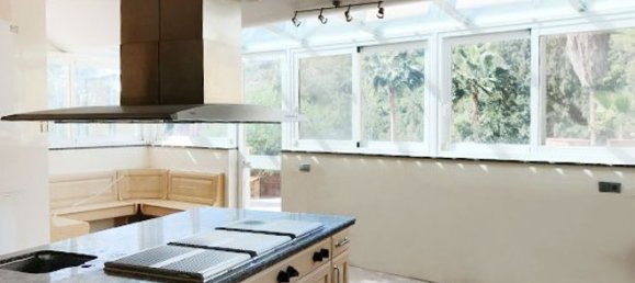 5 bedrooms House in Malaga, Spain No. 147507 12