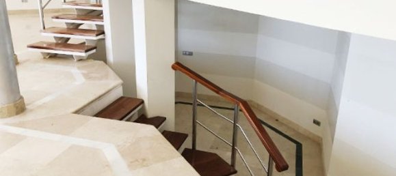 5 bedrooms House in Malaga, Spain No. 147507 14