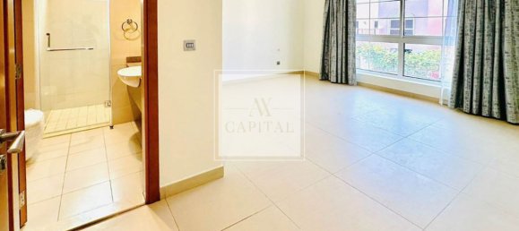 Villa T4 em Nadd Al Sheba, UAE N.º 52642 9