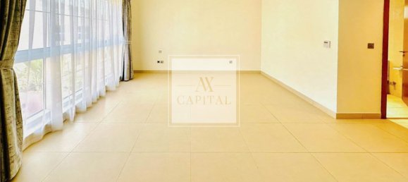 Villa T4 em Nadd Al Sheba, UAE N.º 52642 7