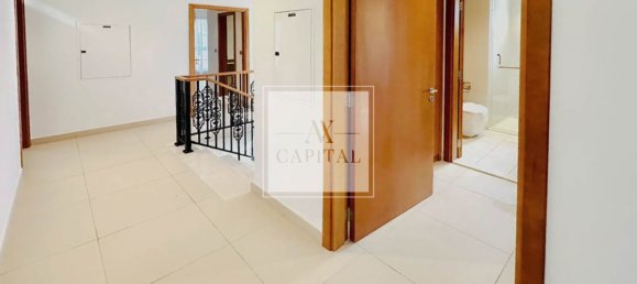 Villa T4 em Nadd Al Sheba, UAE N.º 52642 5