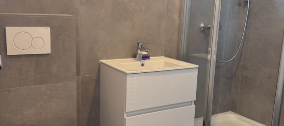 Apartamento de 1 dormitorio en Gumpoldskirchen, Austria No. 130560 9