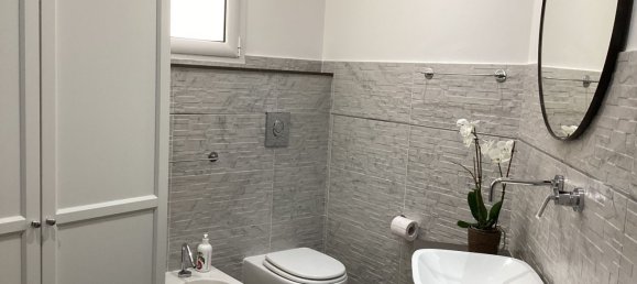 10 rooms Apartment in Forlì, Italy No. 289793 4