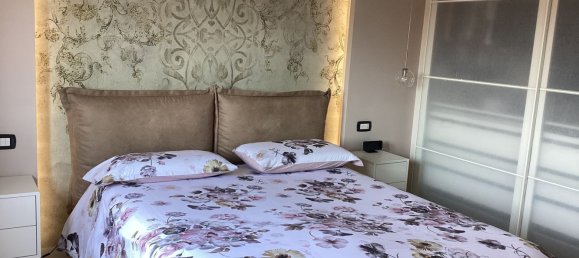 10 rooms Apartment in Forlì, Italy No. 289793 2