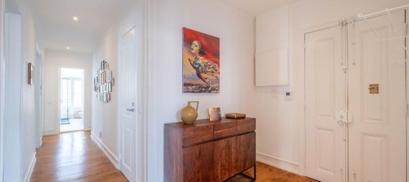 3 bedrooms Apartment in Lisbon, Portugal No. 97321 3