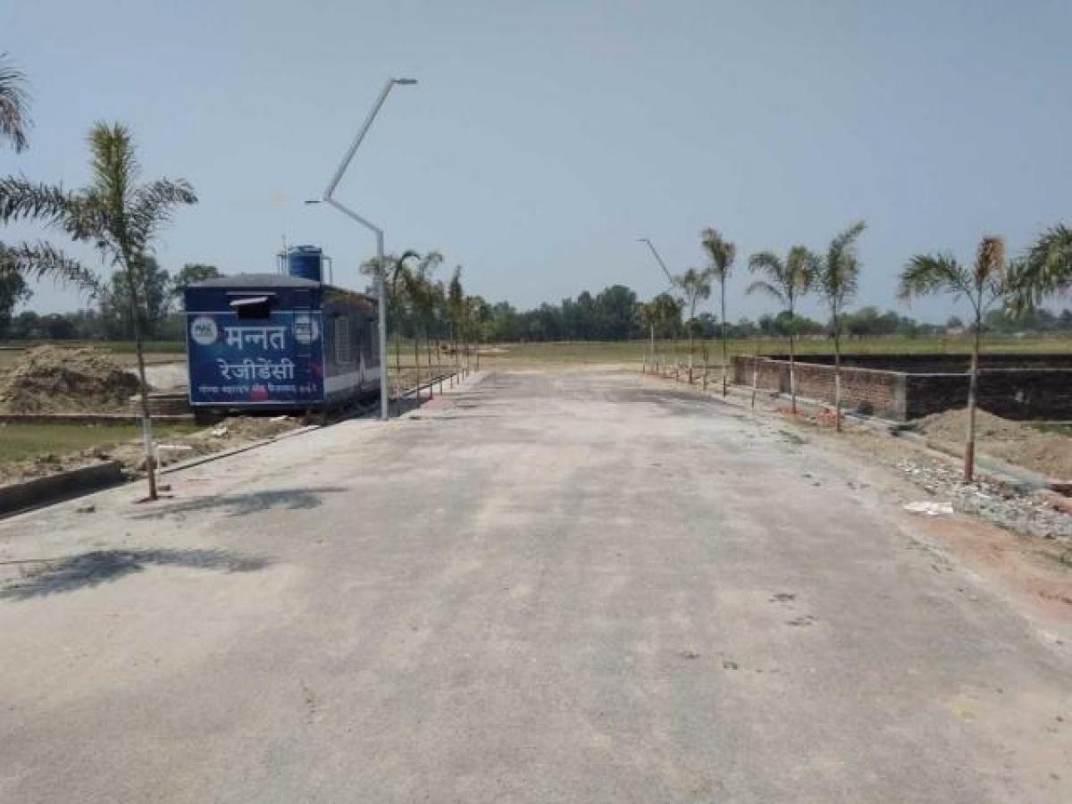  Land in Lucknow, India No. 34088