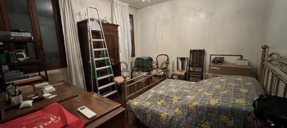 4 rooms House in Treviso, Italy No. 5699 10