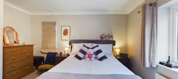 2 bedrooms Maisonette in Cobham, United Kingdom No. 13811 6