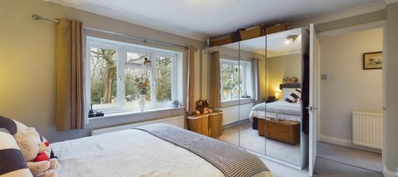 2 bedrooms Maisonette in Cobham, United Kingdom No. 13811 7