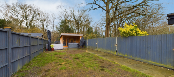 2 bedrooms Maisonette in Cobham, United Kingdom No. 13811 11