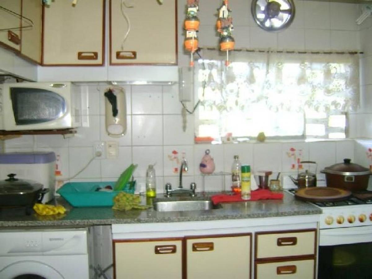 2 bedrooms Apartment in General San Martin, Argentina No. 3766