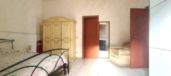 2 bedrooms Apartment in Catania, Italy No. 349408 9