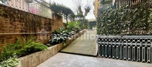 2 bedrooms Apartment in Rome, Italy No. 192390 30