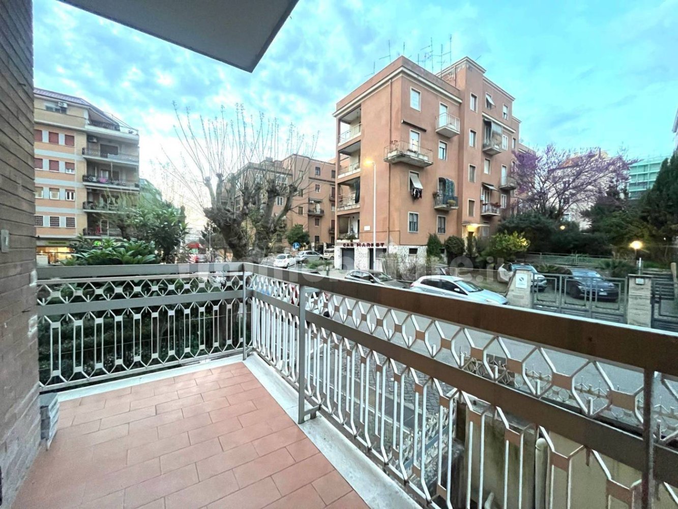 2 bedrooms Apartment in Rome, Italy No. 192390