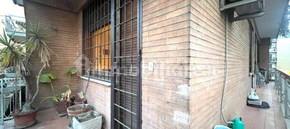 2 bedrooms Apartment in Rome, Italy No. 192390 25