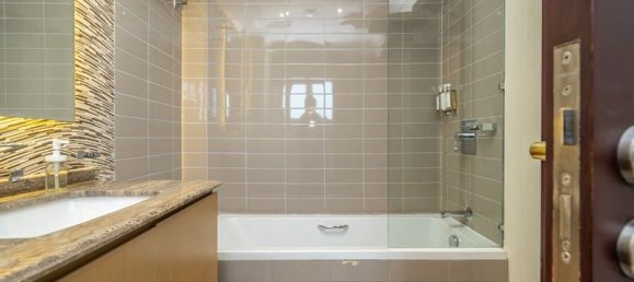 5 bedrooms Villa in Palm Jumeirah, UAE No. 2970 22