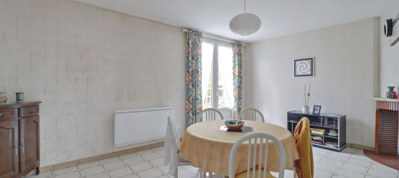 3 bedrooms House in Vernouillet, France No. 151809 2