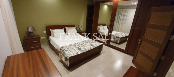 Ático de 2 dormitorios en Luqa, Malta No. 9690 4