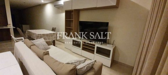 Ático de 2 dormitorios en Luqa, Malta No. 9690 2