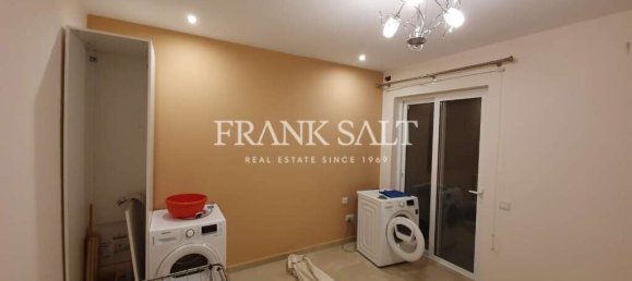 Ático de 2 dormitorios en Luqa, Malta No. 9690 7