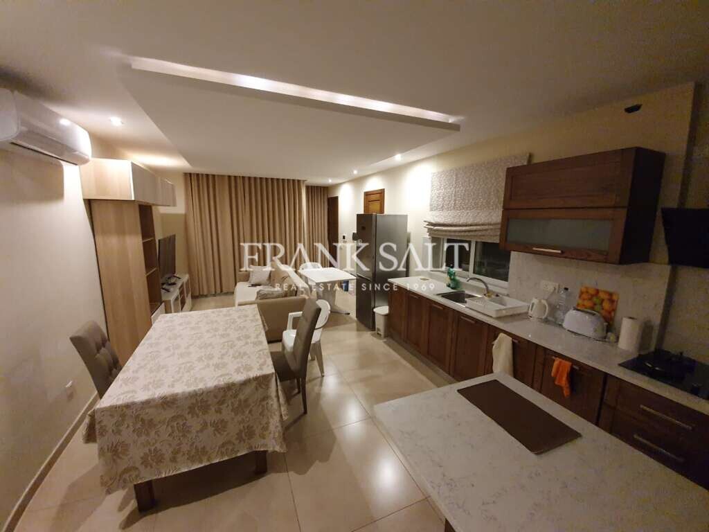 Ático de 2 dormitorios en Luqa, Malta No. 9690