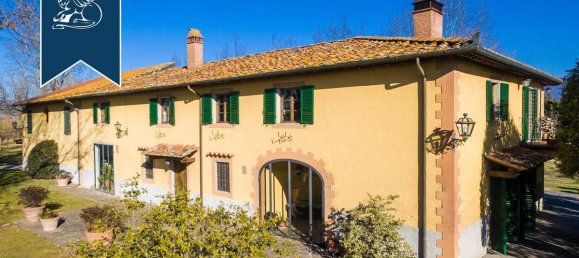 3 bedrooms Hotel in Prato, Italy No. 55019 2