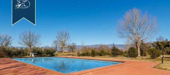 3 bedrooms Hotel in Prato, Italy No. 55019 14