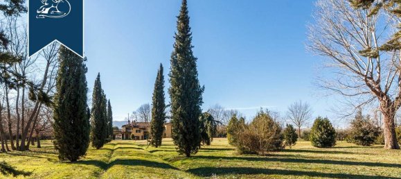 3 bedrooms Hotel in Prato, Italy No. 55019 9