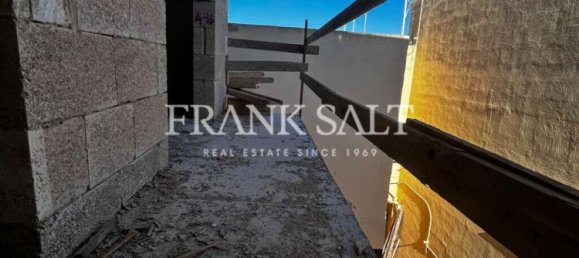 Apartamento T3 em Manikata, Malta N.º 438 8