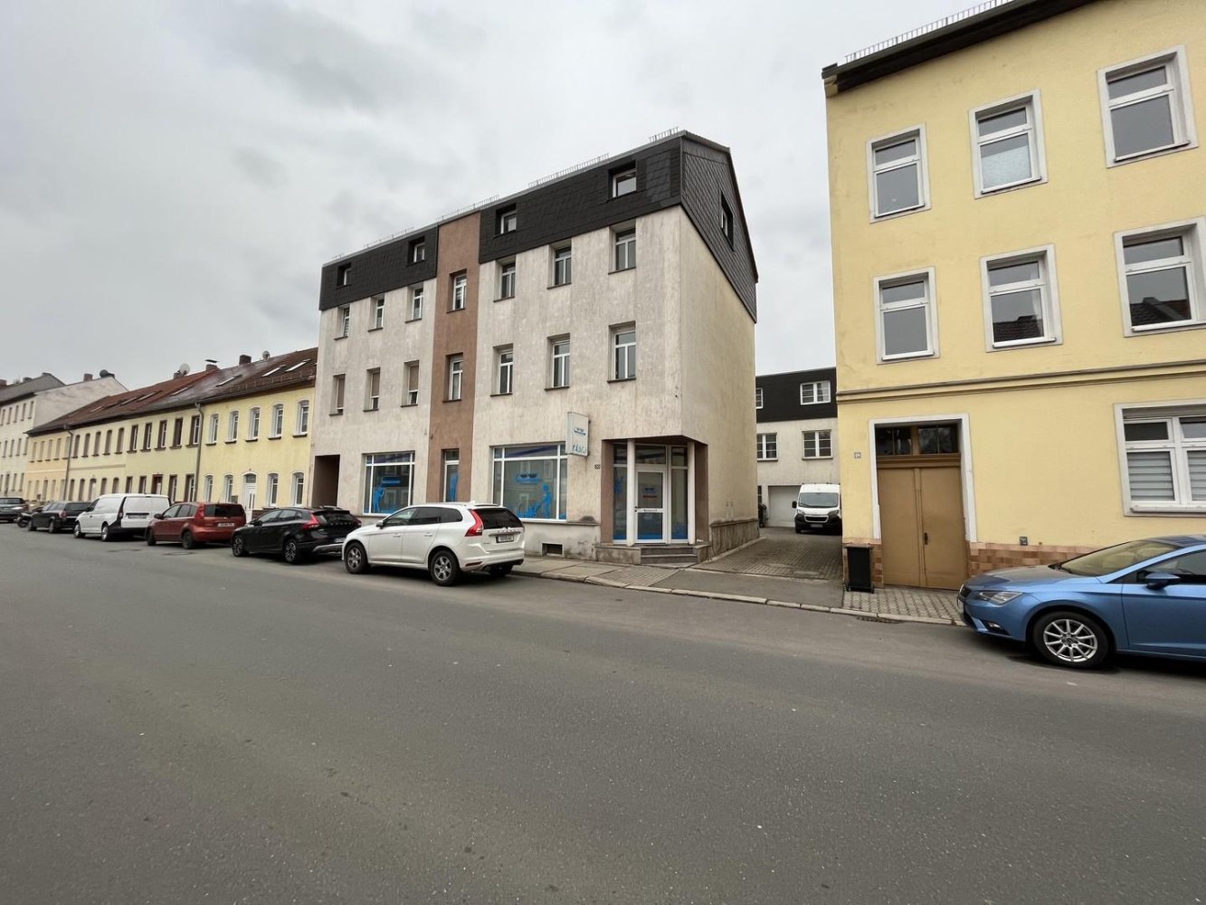 Bâtiment à Gera, Germany 871m² No. 282676