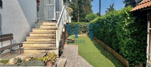 5 bedrooms Villa in Segrate, Italy No. 332120 4