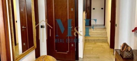 5 bedrooms Villa in Segrate, Italy No. 332120 5