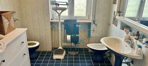 5 bedrooms Villa in Segrate, Italy No. 332120 18