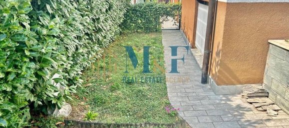 5 bedrooms Villa in Segrate, Italy No. 332120 40