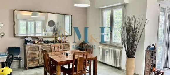 5 bedrooms Villa in Segrate, Italy No. 332120 11