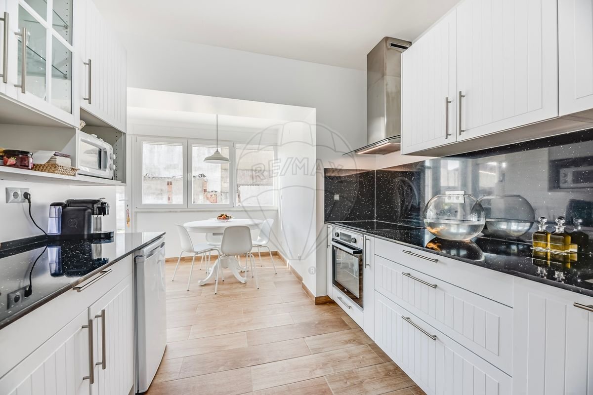 5 bedrooms House in Oeiras, Portugal No. 184115