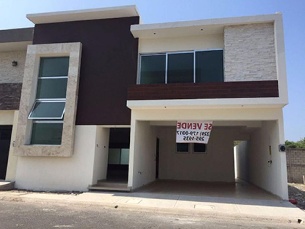Casa de 3 dormitorios en Veracruz, Mexico No. 224018