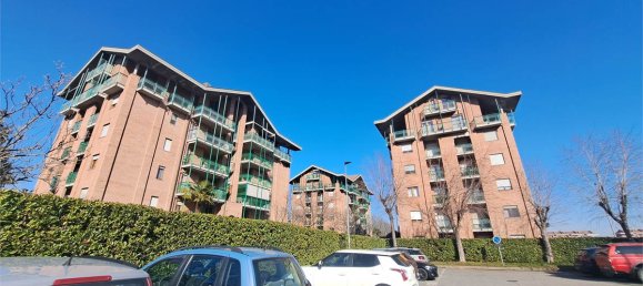 3 bedrooms Apartment in Rivoli, Italy No. 320306 3