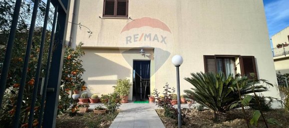 4 Schlafzimmer Villa in Valderice, Italy, Nr. 320330 4