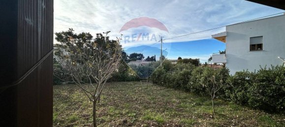 4 Schlafzimmer Villa in Valderice, Italy, Nr. 320330 12