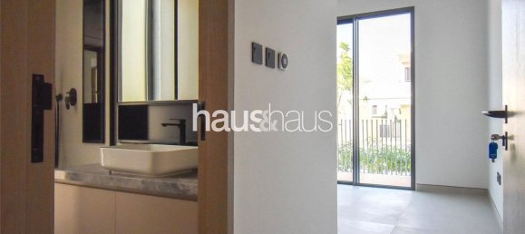 Villa T4 em Tilal Al Ghaf, UAE N.º 98848 15