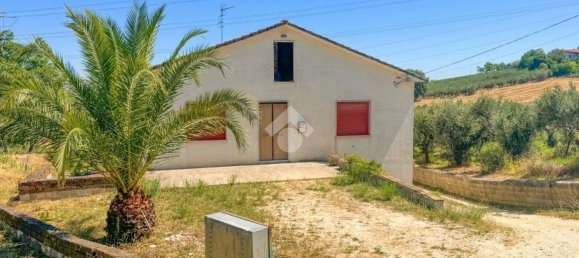 6 bedrooms House in Bucchianico, Italy No. 37411 48