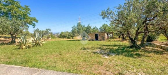 6 bedrooms House in Bucchianico, Italy No. 37411 2