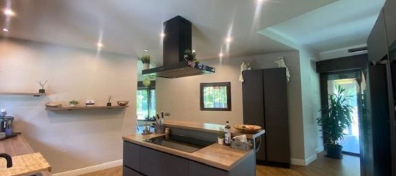 6 rooms Villa in Somma Lombardo, Italy No. 287742 20