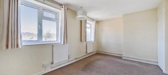 2 bedrooms Maisonette in London, United Kingdom No. 7752 5