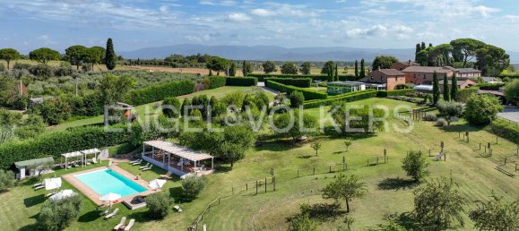 16 bedrooms House in Castiglione del Lago, Italy No. 108423 4