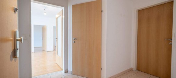 3-salle Appartement à St. Polten, Austria No. 203045 18