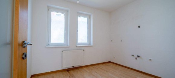 3-salle Appartement à St. Polten, Austria No. 203045 7