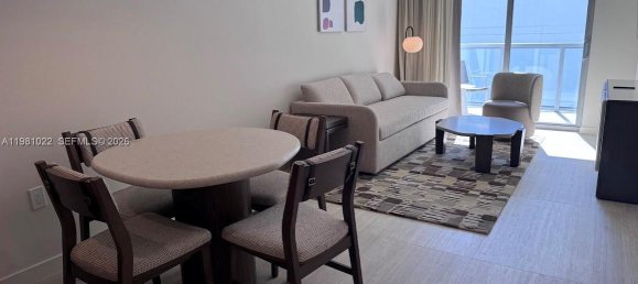 1 Schlafzimmer Gewerbliche Immobilien in Miami, USA, Nr. 615326 13