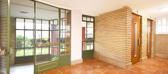 Apartamento de 4 dormitorios en Zaragoza, Spain No. 61530 35